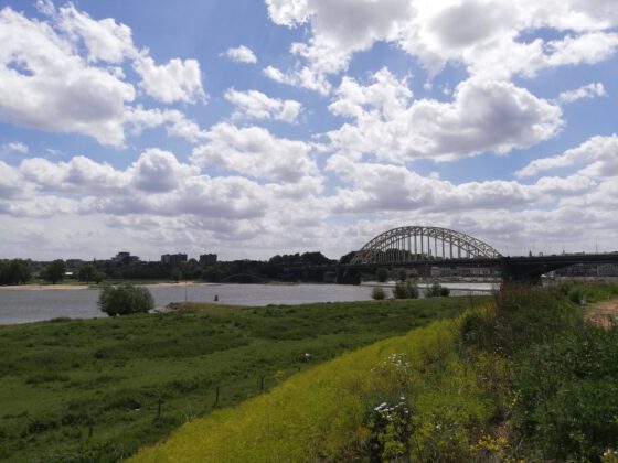 Waalbrug bij Nijmegen